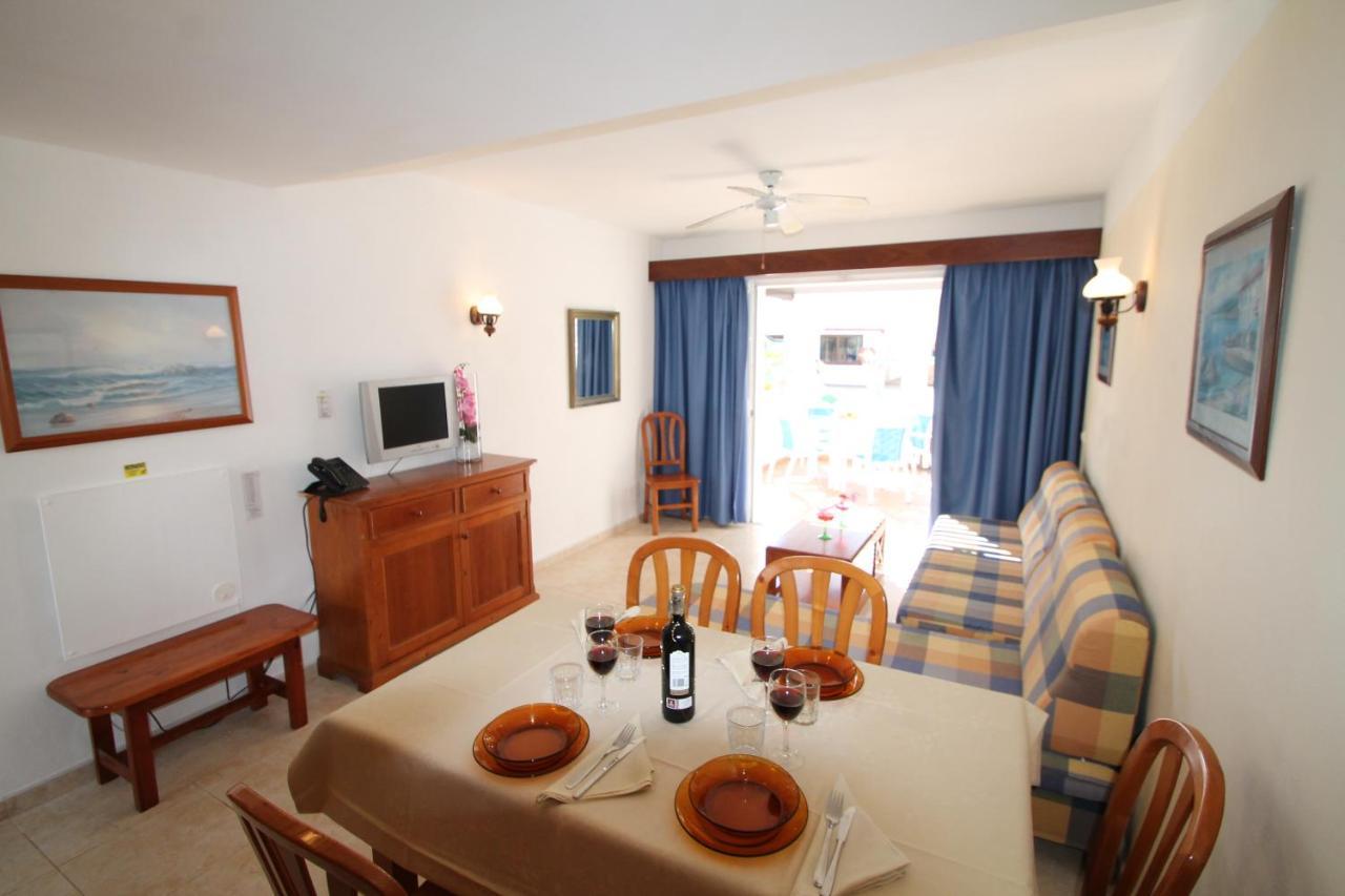 Apartaments Talayot カラ・エン・ブラネス エクステリア 写真