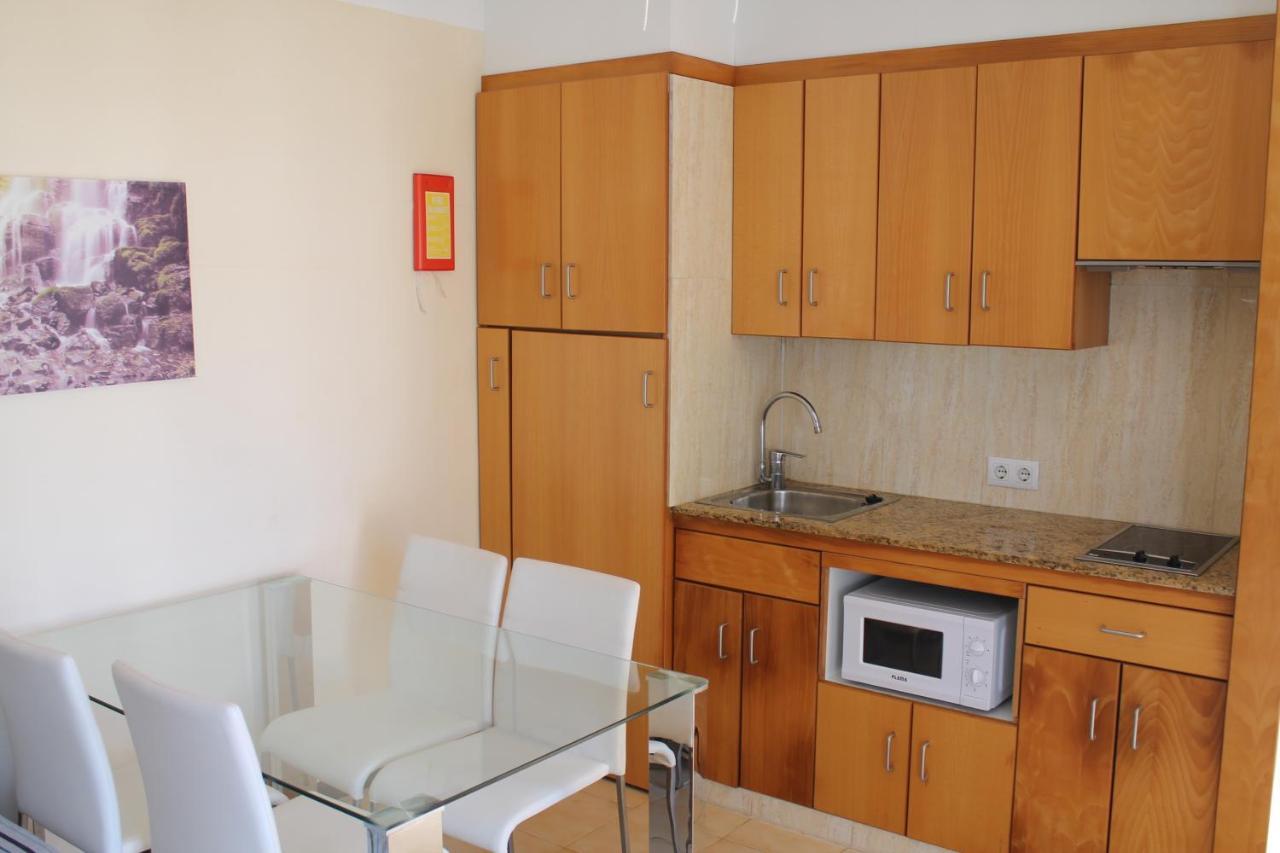 Apartaments Talayot カラ・エン・ブラネス エクステリア 写真